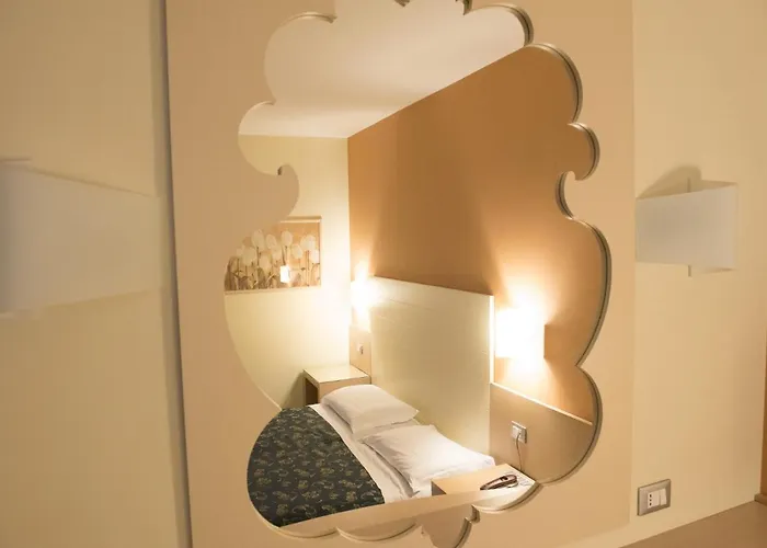 Duca Degli Abruzzi Отель Монтесильвано