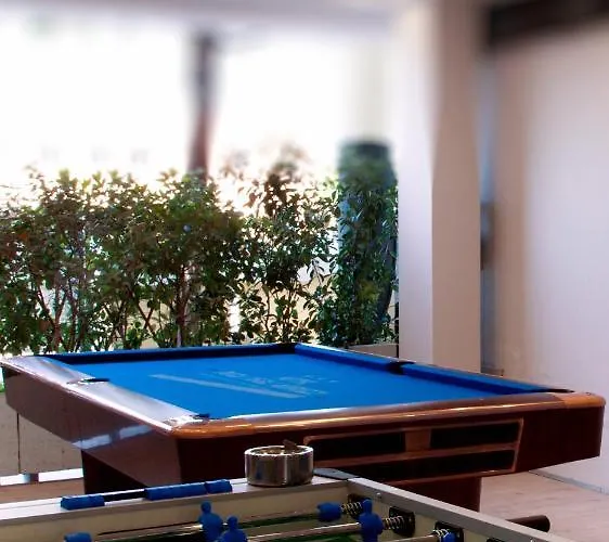 Duca Degli Abruzzi Отель Монтесильвано