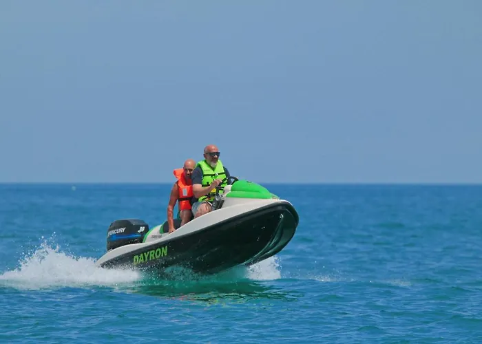 Duca Degli Abruzzi Отель Монтесильвано