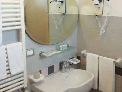 Отель Duca Degli Abruzzi 3*