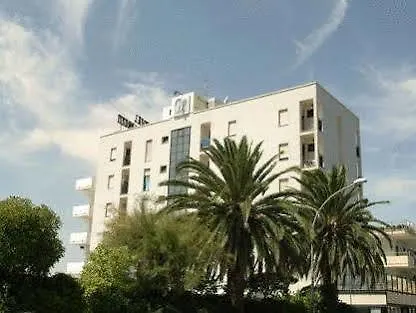 Duca Degli Abruzzi Отель