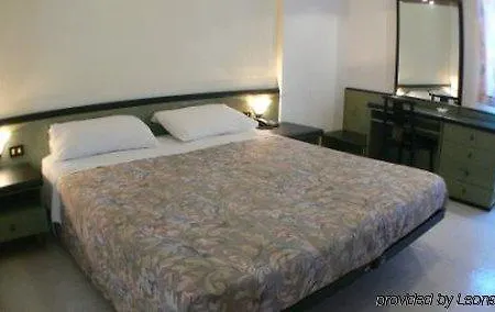 Duca Degli Abruzzi Hotel 3*