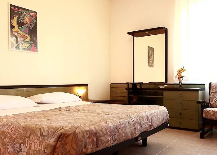 Szálloda Duca Degli Abruzzi